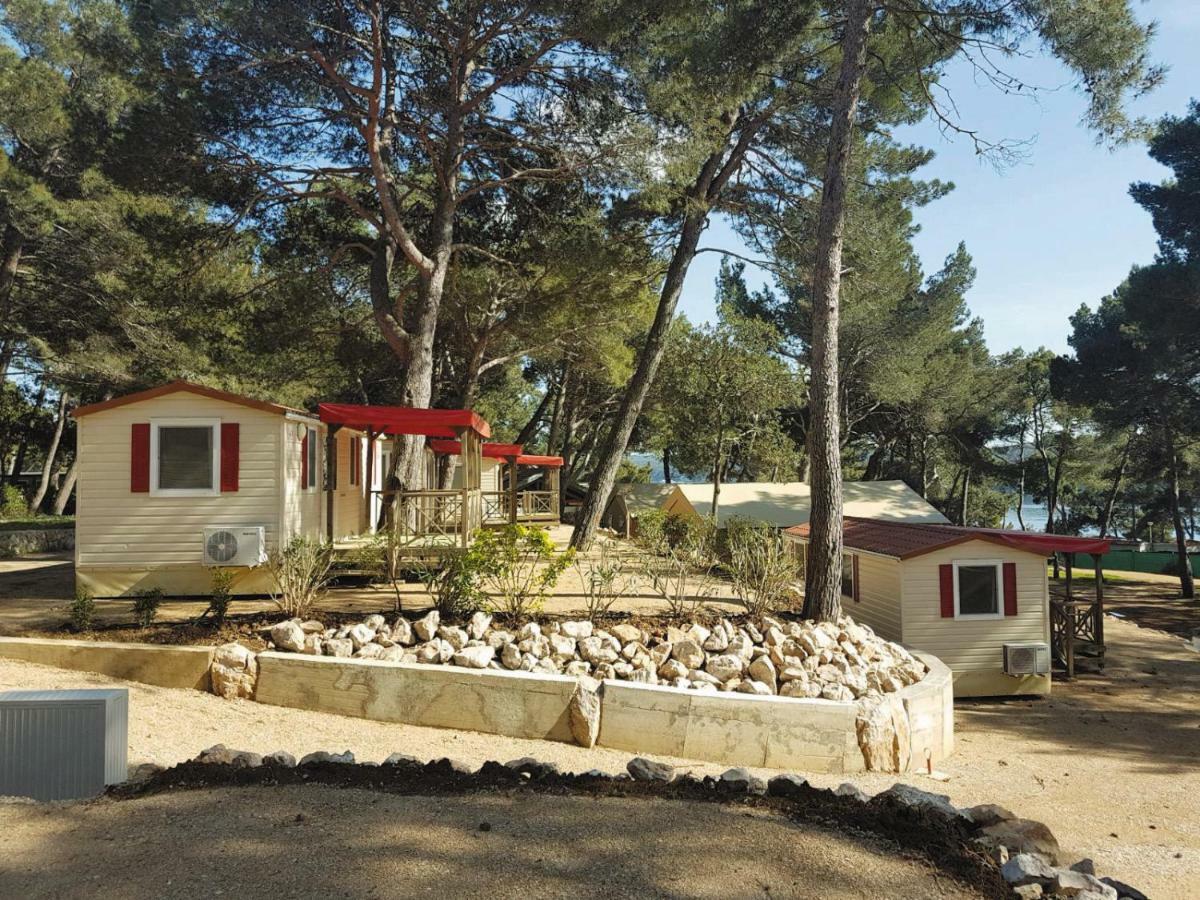 Victoria Mobilehome Camping Village Poljana Mali Lošinj Eksteriør billede